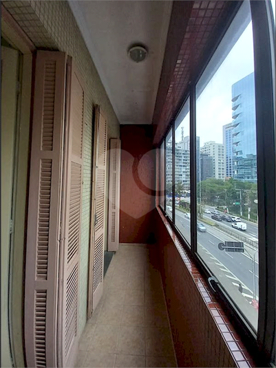 Foto REO1113991