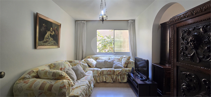 Foto REO1114005