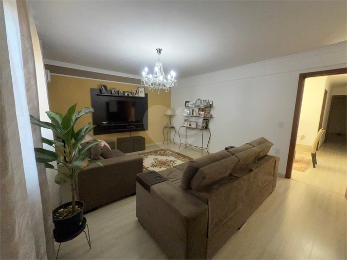 Foto REO1114007
