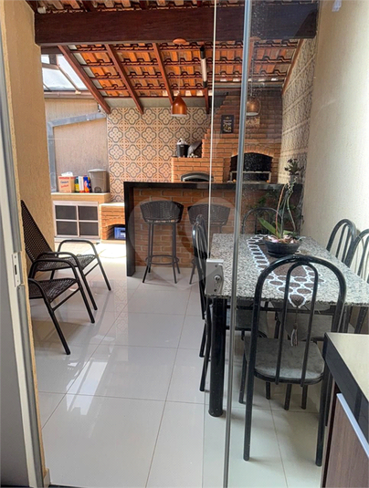 Foto REO1114007
