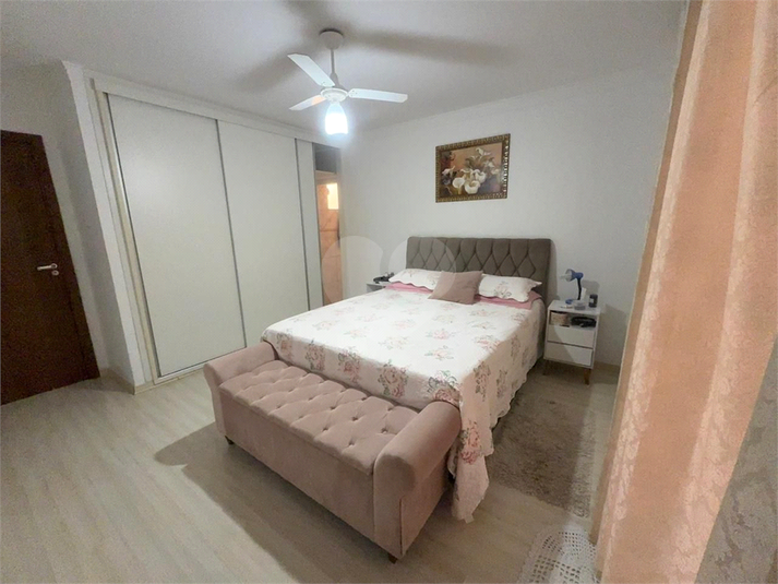 Foto REO1114007