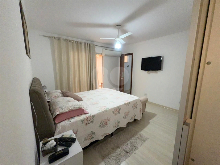 Foto REO1114007