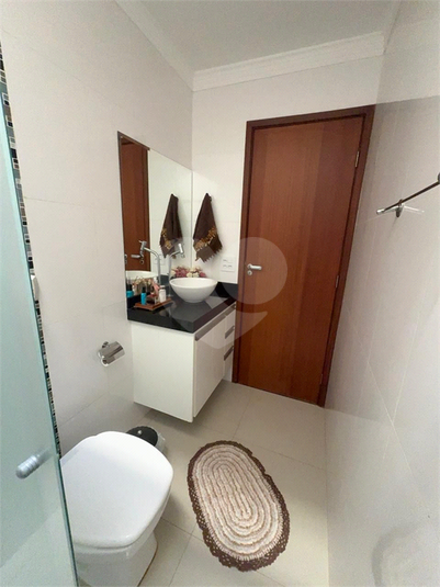Foto REO1114007