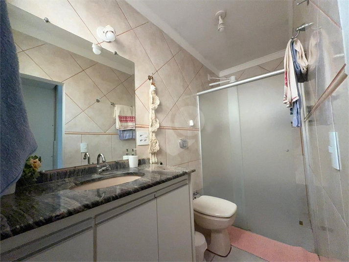 Foto REO1114007