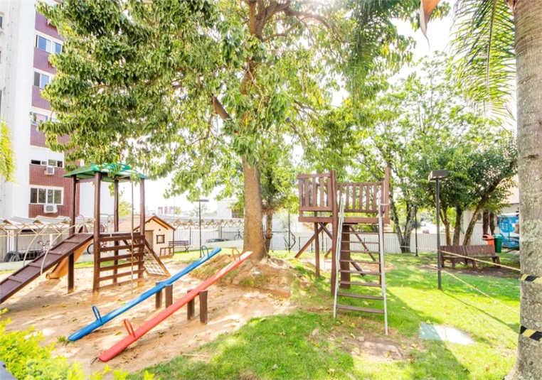 Foto REO1114009