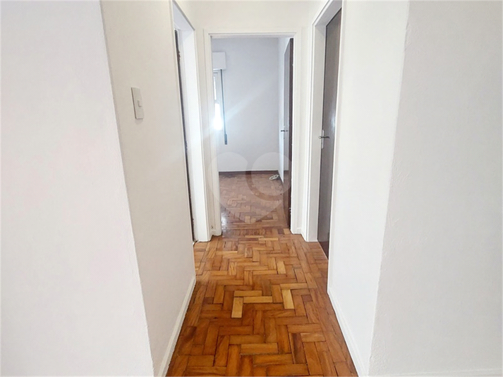 Foto REO1114016
