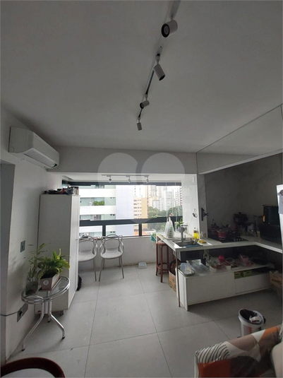 Foto REO1114045