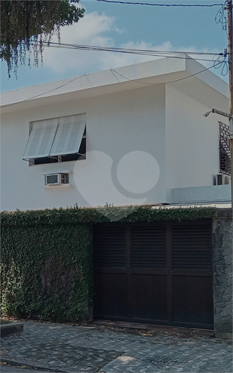 Foto REO1114047
