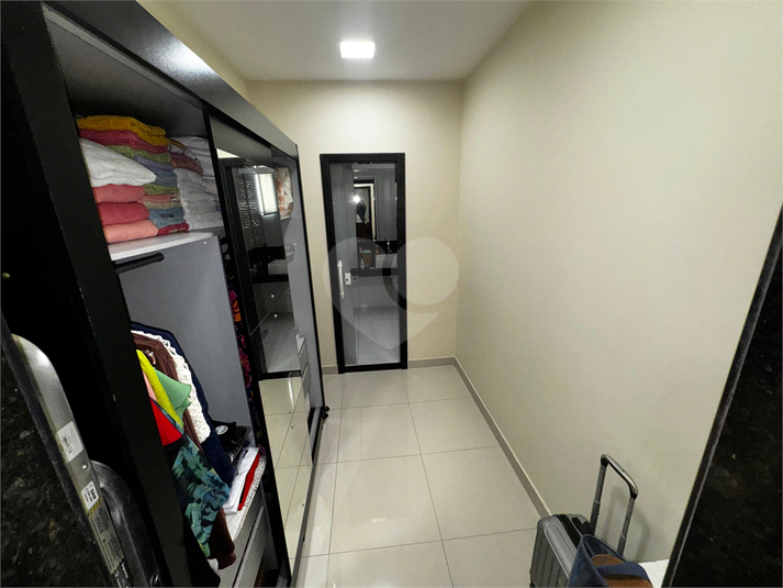 Foto REO1114050