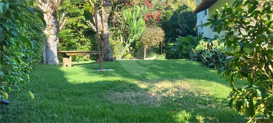 Foto REO1114055