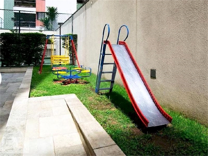 Foto REO1114059