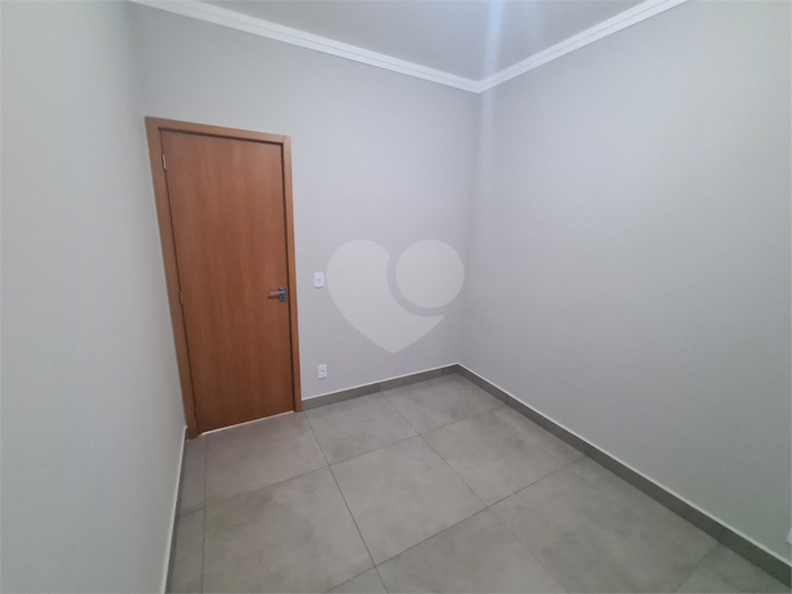 Foto REO1114074