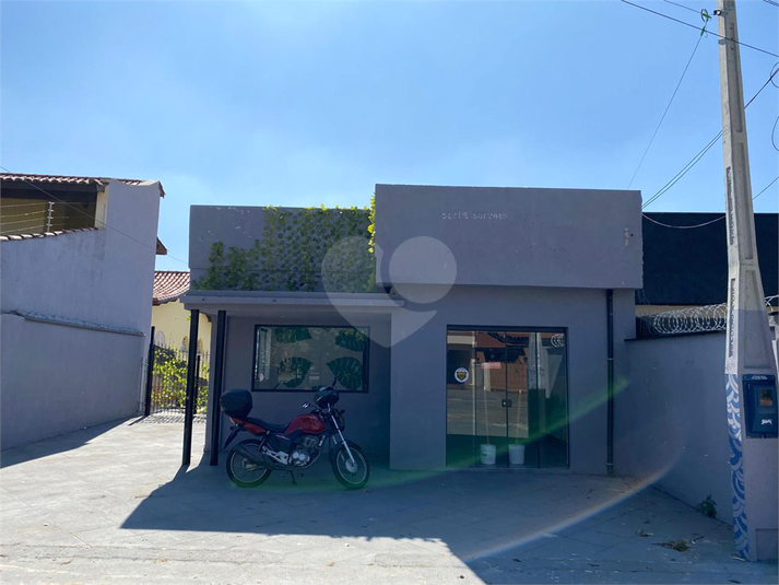 Foto REO1114079