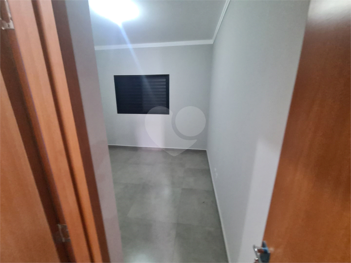 Foto REO1114083