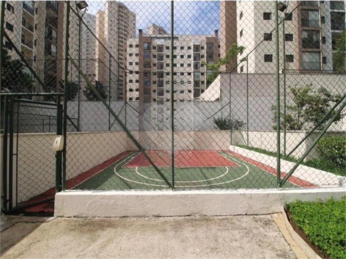 Foto REO1114089