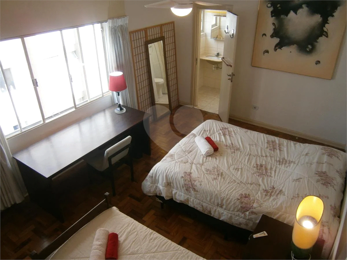 Foto REO1114094