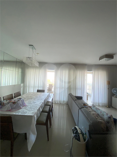 Foto REO1114096