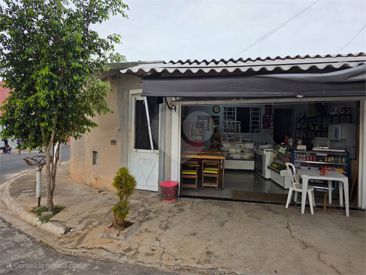 Foto REO1114101
