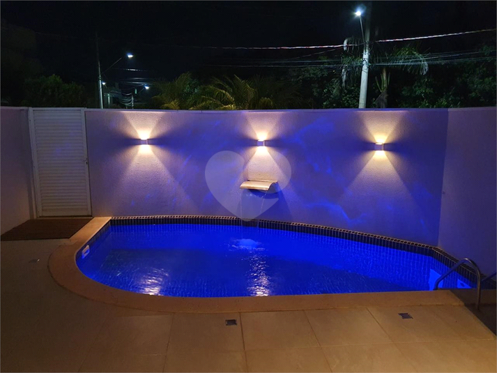 Foto REO1114148
