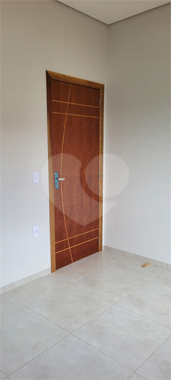 Foto REO1114152