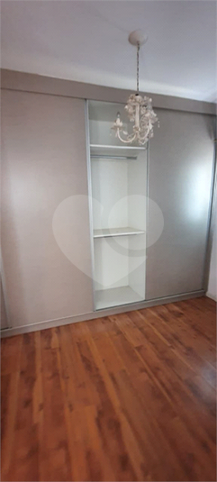 Foto REO1114153