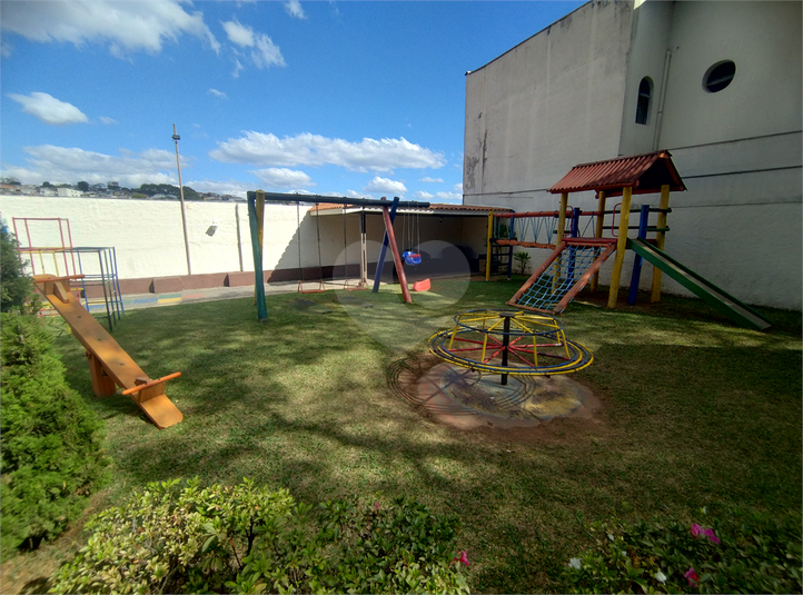 Foto REO1114157