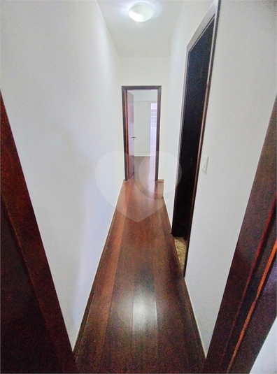 Foto REO1114157