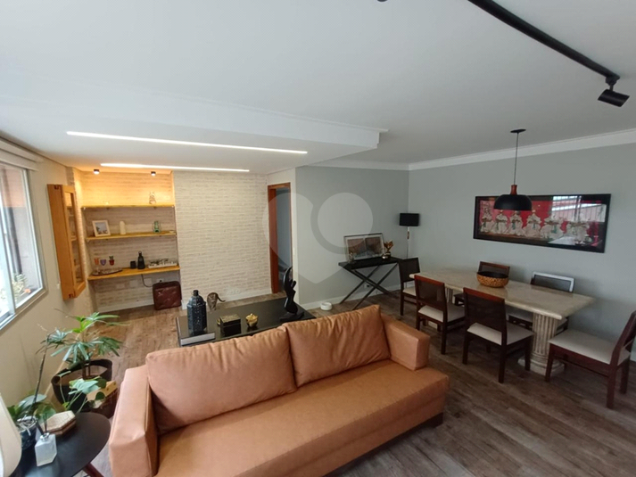 Foto REO1114159