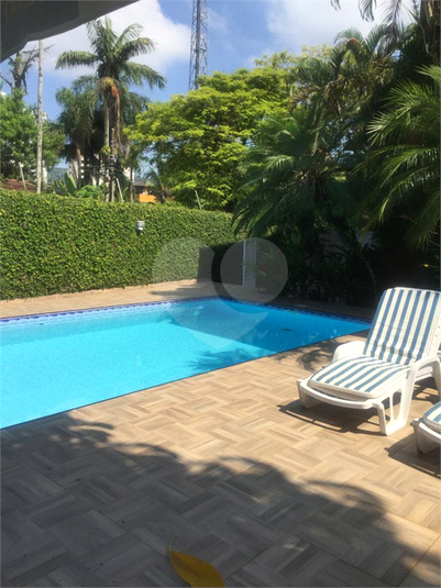 Foto REO1114168