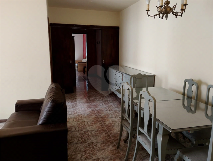 Foto REO1114171