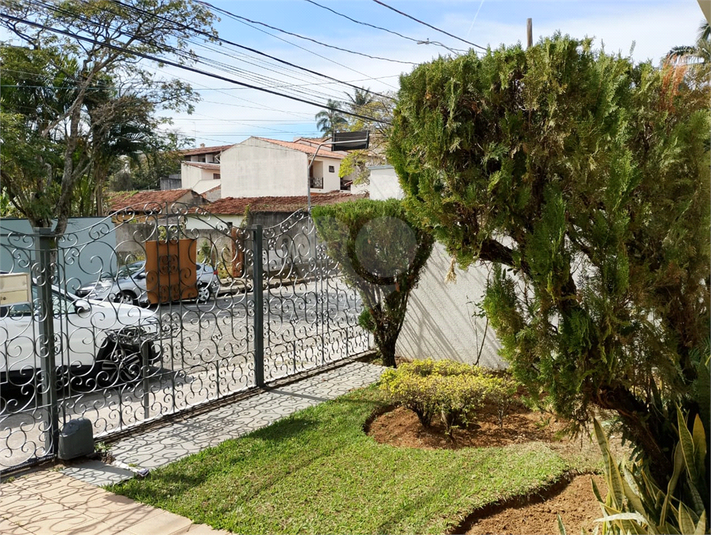 Foto REO1114171