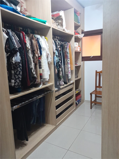 Foto REO1114172