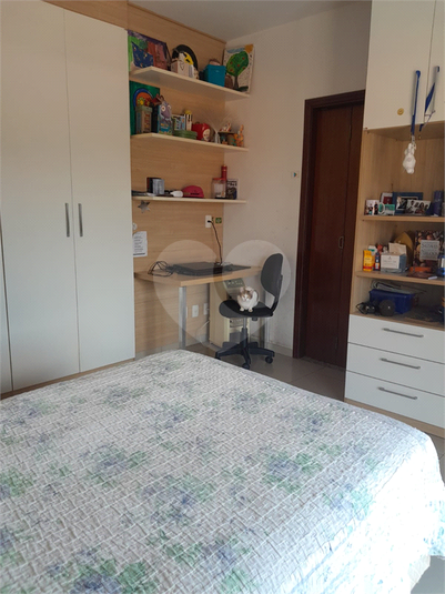 Foto REO1114172