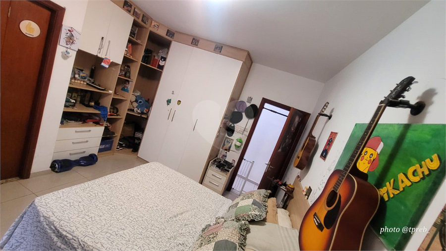 Foto REO1114172