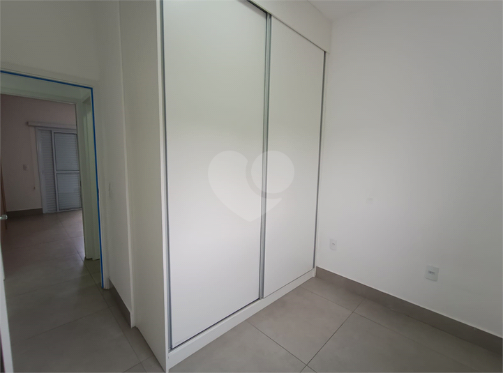 Foto REO1114179
