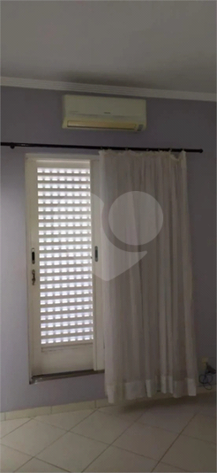 Foto REO1114185