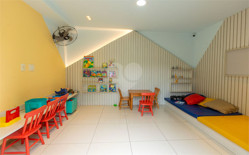 Foto REO1114186
