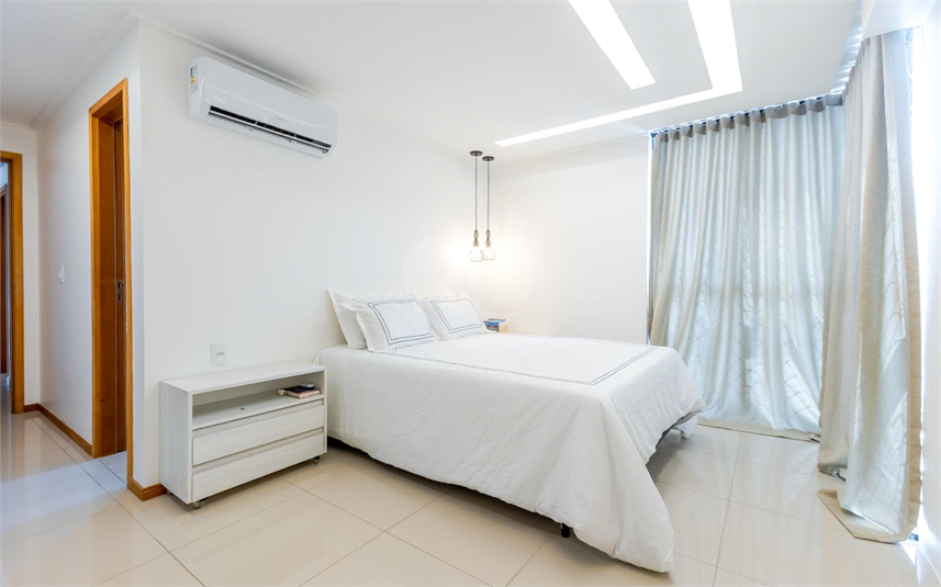 Foto REO1114186