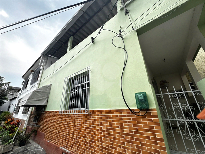 Foto REO1114213