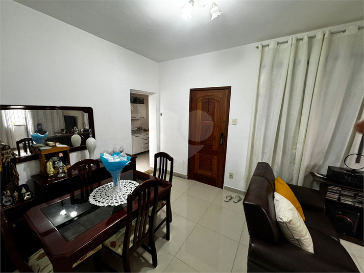 Foto REO1114213