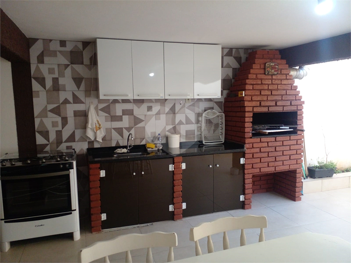 Foto REO1114250