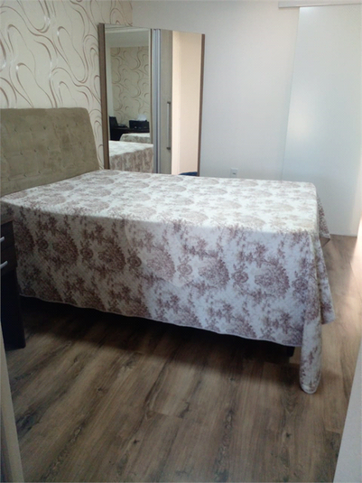 Foto REO1114250