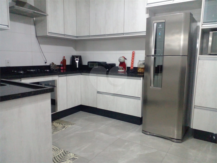 Foto REO1114250