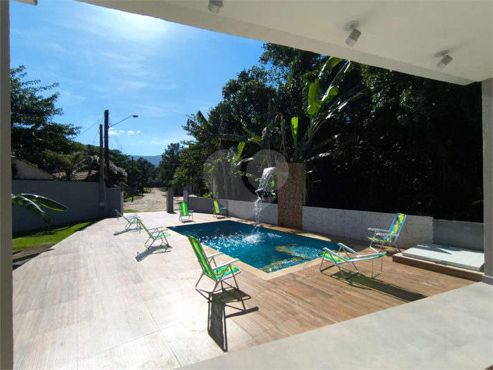 Foto REO1114256