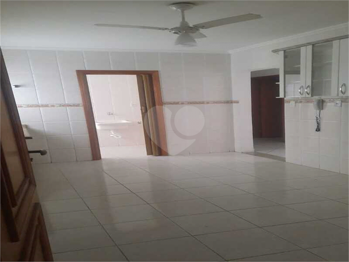 Foto REO1114272