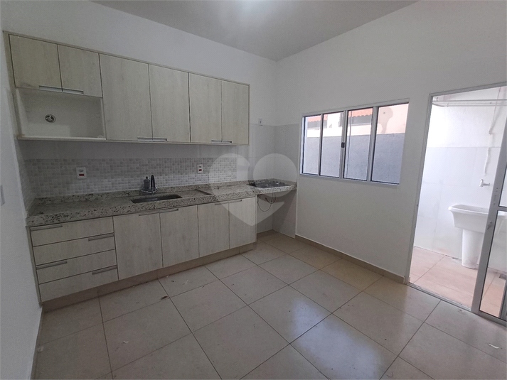 Foto REO1114298