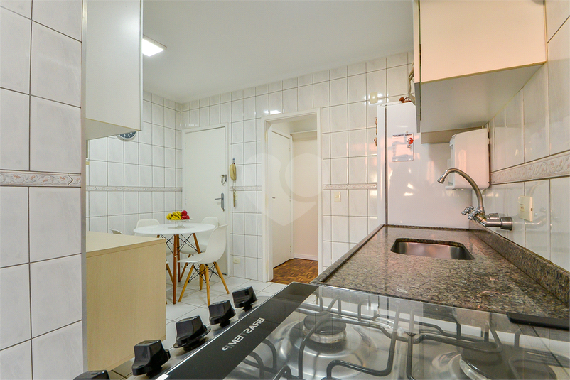 Foto REO1114299
