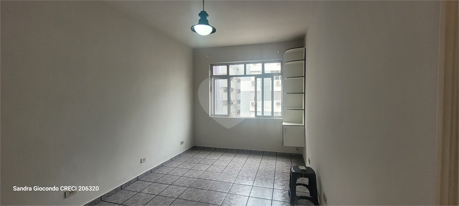 Foto REO1114302