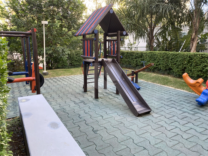 Foto REO1114305