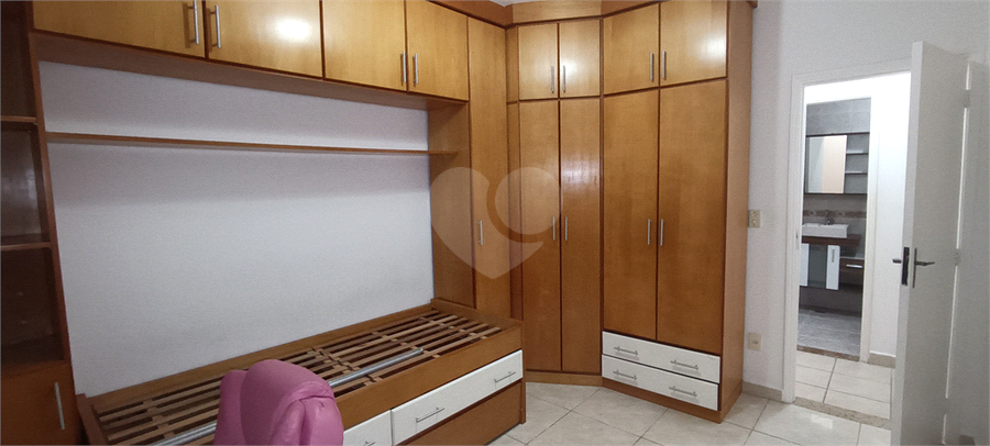 Foto REO1114306